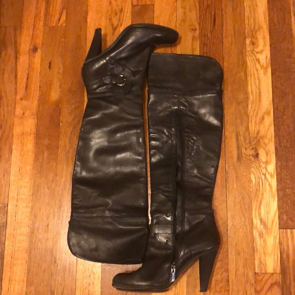 Lea Foscati Thigh High Leather boots size 38.